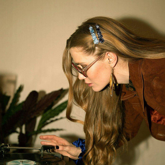 Nefertiti Slide - Boogie & Cairo - Hermine Hold