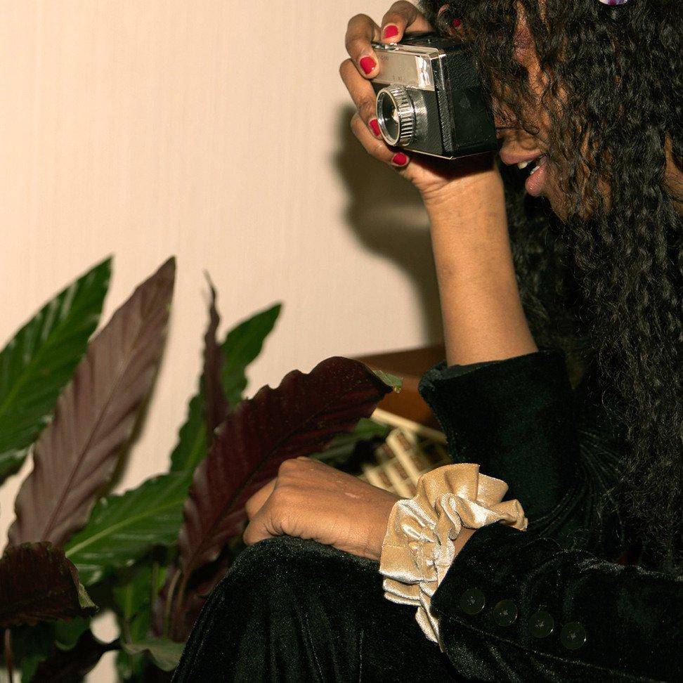 Velvet Scrunchie - Beige - Hermine Hold